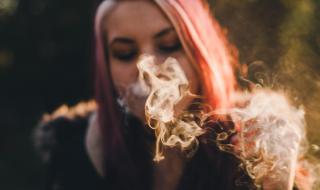Младежите пушат по-малко марихуана, ако е легализирана