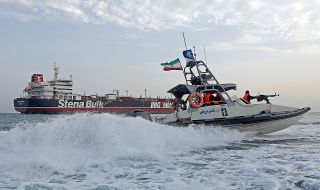 Напрежение! Израел обвини Иран за атака срещу танкер