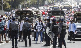Най-многобройните демонстрации срещу военния преврат