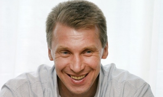 Снайперист рани тежко депутат