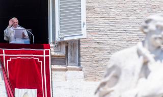 Папата: Огорчен съм за „Света София”
