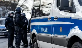 170 берлински полицаи са извършили обиск на феминистка група, свързана с палестински терористи