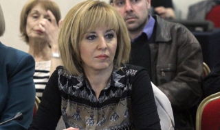 Мая Манолова: Кодексът не е мой, а на всички български граждани