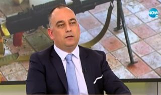И Калоян Икономов от ПП ще е в делегацията за Киев