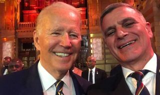 Премиерът Янев  си направи селфи с Байдън, щракна се с Борис Джонсън и Трюдо 