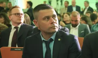 Александър Димитров повика 16 футболисти играещи извън страната ни за мачовете с Турция и Испания