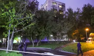 Мащабна атака с дронове срещу Русия: Столицата Москва под обстрел, затворени са големи летища