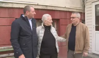 Възрастна жена стана жертва на измама, двама мъже искали да ѝ „подарят“ тенджери