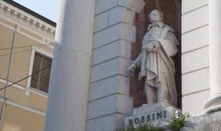 13 ноември 1868 г. Умира Росини