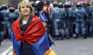 Протест срещу скъпия ток в Ереван, над 200 арестувани