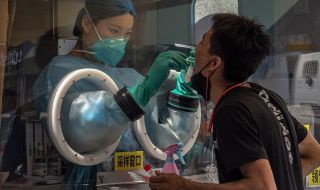 Китай регистрира ръст от 125 нови случая на коронавирус