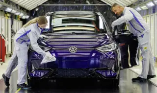Колко пари взимат работниците в завода на Volkswagen