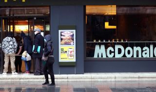 Във Великобритания: повече кухни за бедни, отколкото ресторанти на "Макдоналдс"