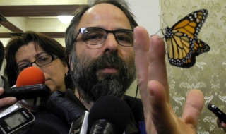 Пеперуди пърхат в парламента