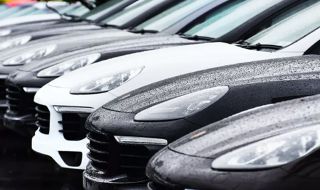 Европейският съюз обсъжда забрана за внос на премиум автомобили в Русия
