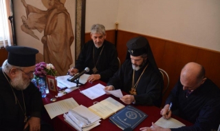 Киприян и Яков ще се борят за Старозагорски митрополит