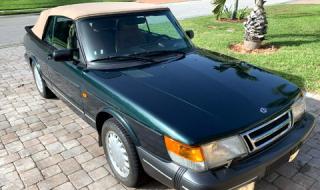 Някой да търси класически открит Saab на 34 хил. километра?