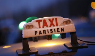 Измамени: Туристи станаха жертва на фалшиви таксита