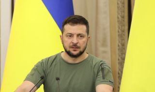 Руските удари с дронове камикадзе продължиха и снощи
