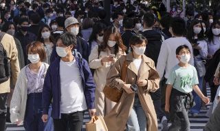 Надолу! Токио регистрира най-малкия брой заразени от близо година