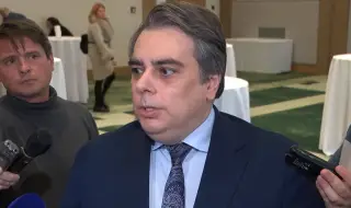 Асен Василев обяви: Няма да управляваме с ГЕРБ и Румен Радев 