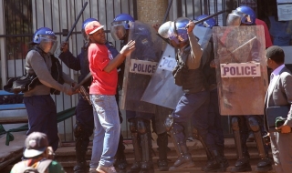 Арестуваха всички олимпийци на Зимбабве