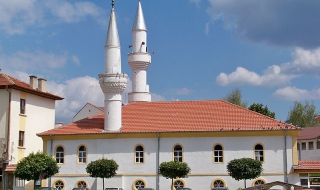 Църкви и джамии без такса смет