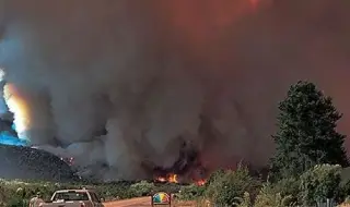 Разраства се пожарът в националния парк Los Alerces в Аржентина ВИДЕО