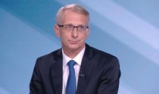 Денков: Учениците без маски при "зелен сценарий"