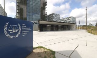 Международният наказателен съд започва две дела за военни престъпления в Украйна