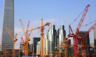 Китай ограничава финансирането на строителите