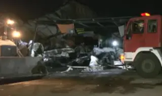 Близо 20 души загинаха при пожар в Индия (ВИДЕО)