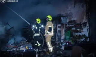 Руска атака порази две сгради в украинския град Одеса