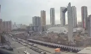 Трима ранени и над 100 затрупани коли при срутване на колона от сграда край Москва ВИДЕО