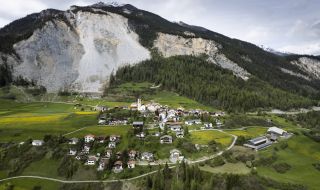 Швейцария: "За 30 секунди селото ще бъде напълно унищожено"