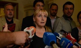 Строители искат оставката на Елена Йончева