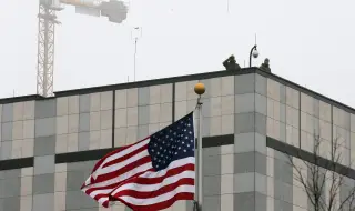 US Embassy in Kyiv closed due to airstrike warning 