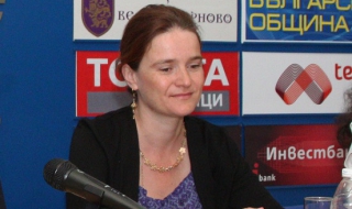 Лаверн: Не съм в ЕП заради "техническа грешка"