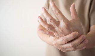 5 подправки, които помагат при артрит