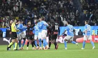 Наполи победи Милан и очаква на финал победителя от Болоня - Интер