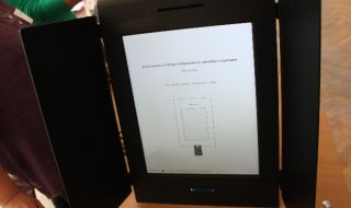 СИК в Русе позволи на избирател да гласува два пъти