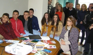 Медицина и компютърните науки най-желани специалности сред българите в чужбина