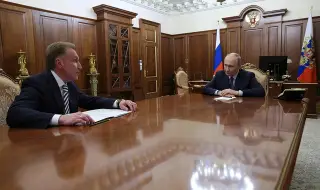 Три часа трудни преговори в Москва! Срещата между Путин и Уиткоф приключи