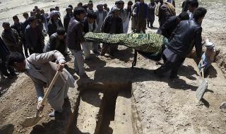 Смъртоносна събота в Афганистан