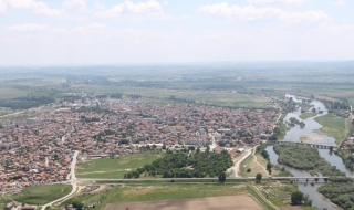 Haд 100 са участниците в поетичен конкурс