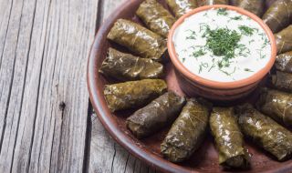 Рецепта за вечеря: Постни лозови сарми
