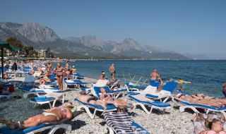 Руските туристи се втурнаха към Турция, но имат проблеми с плащанията