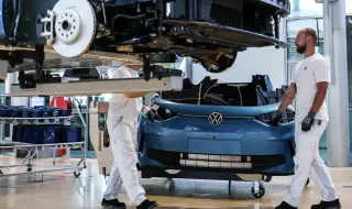 Близо 20 000 служители на Volkswagen са съгласни да бъдат съкратени