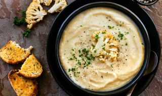 Рецепта на деня: Крем супа от карфиол и сирене