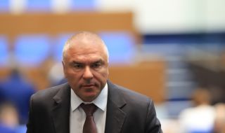 Марешки: Докато Радев и Борисов играят опасни политически игри, народът изнемогва 